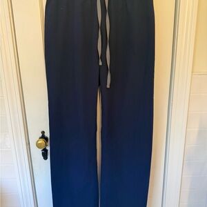 Figs Women’s Livingston scrub pants